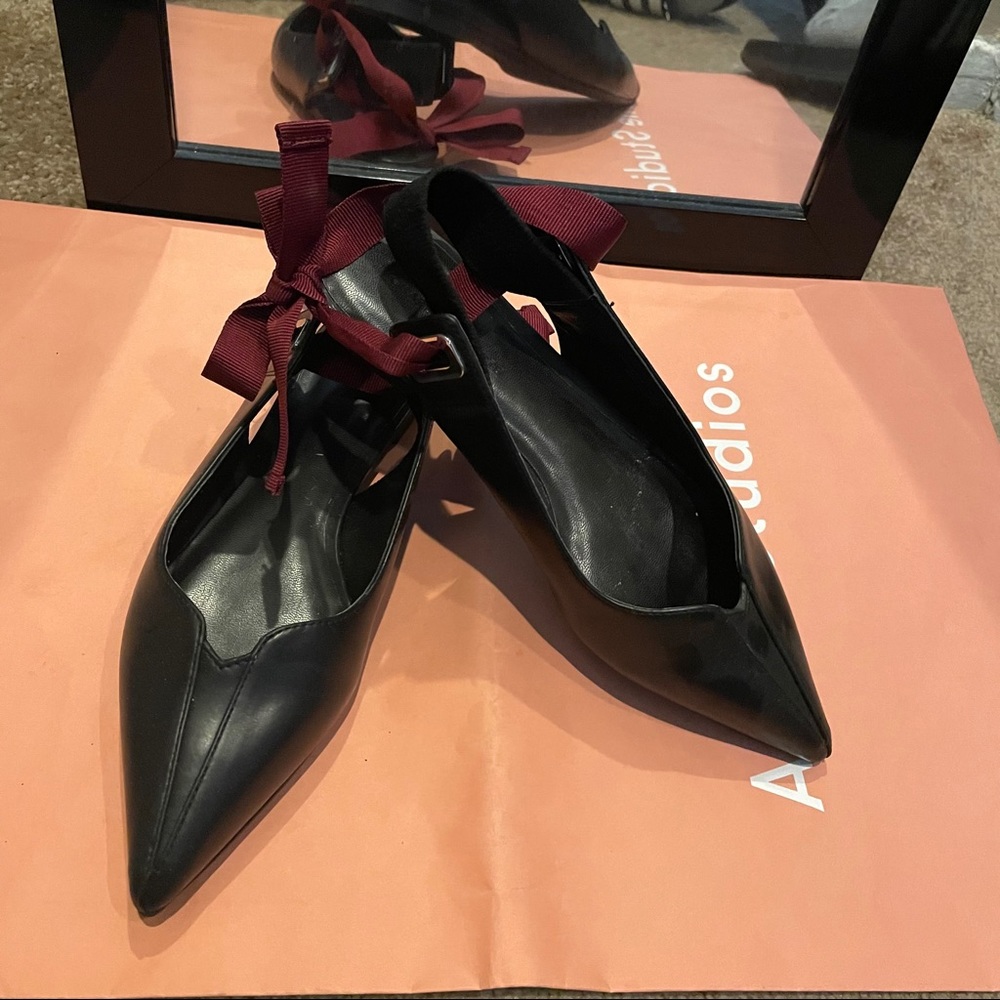 Charles Keith Flat Sandal